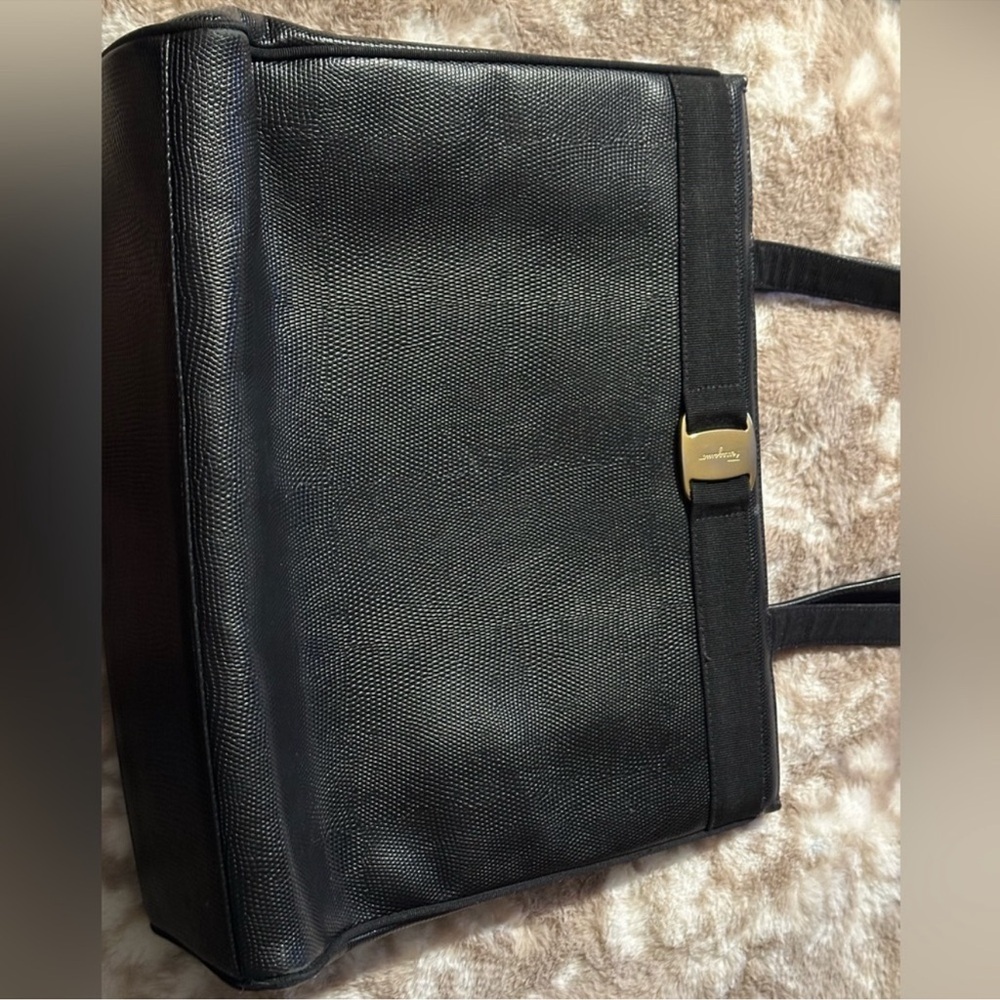 Salvatore Ferragamo Vintage Shoulder Bag Black Leather with Gold Accent - Picture 10 of 12